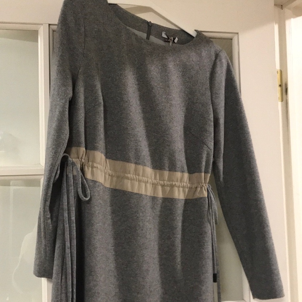 Peserico sheath dress. Gray tweed. NWT. Size 6